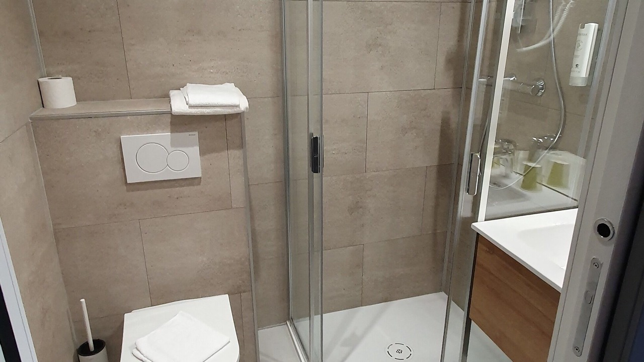 Photo of Bathroom in Lavaur