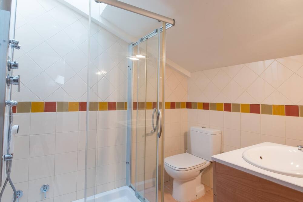Photo of Bathroom in Llafranc