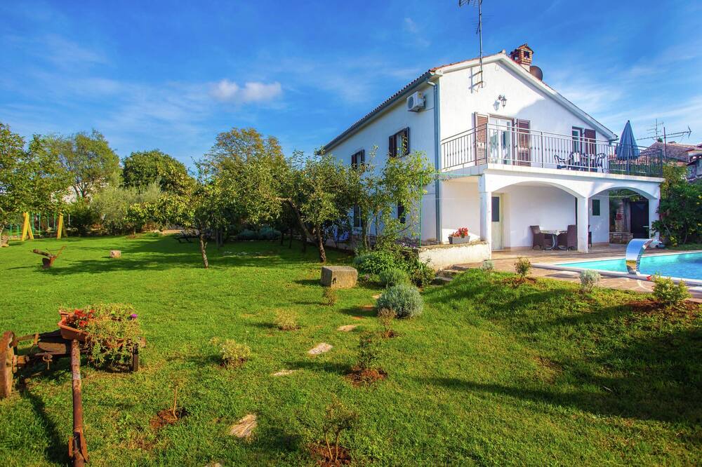 Photo of Outdoor in Baserinka