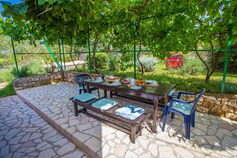Photo of Patio Balcony in Baserinka