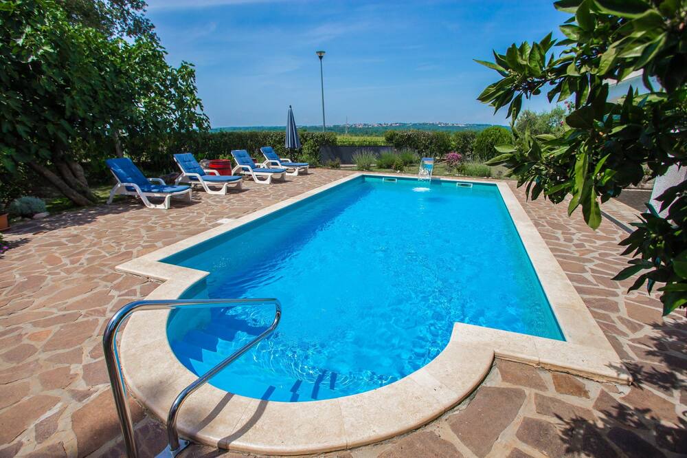 Photo of Outdoor in Baserinka