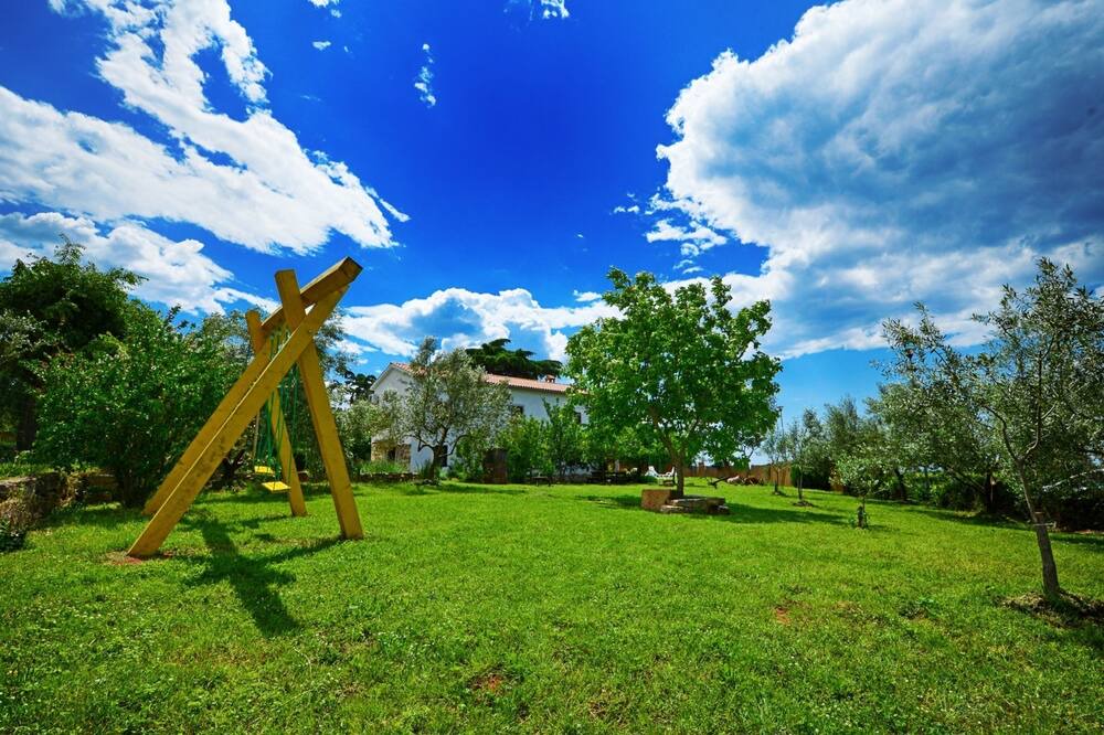 Photo of Outdoor in Baserinka