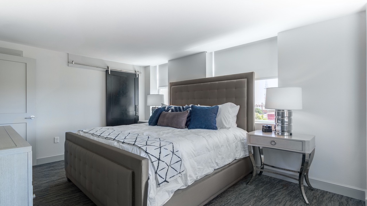 Photo of Bedroom in Downtown