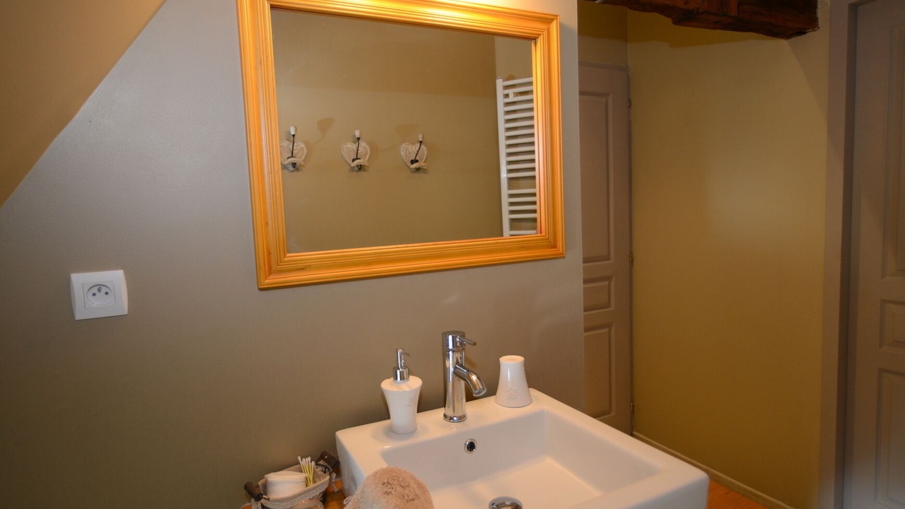 Photo of Bathroom in Chatelais