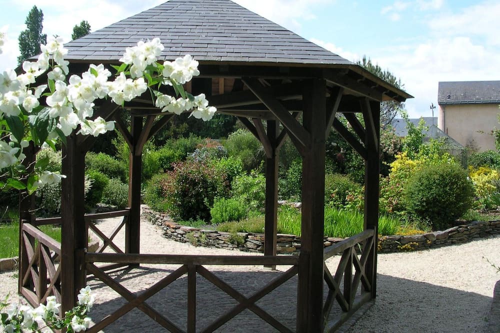 Photo of Outdoor in Cande