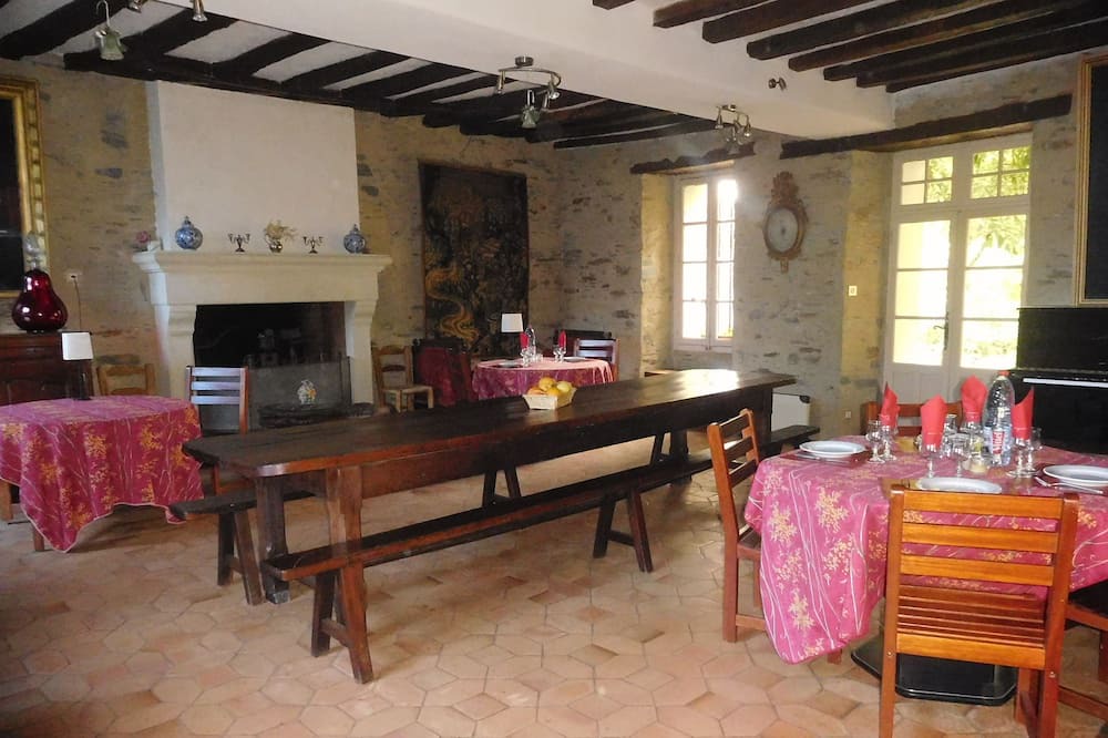 Photo of Others in Cande