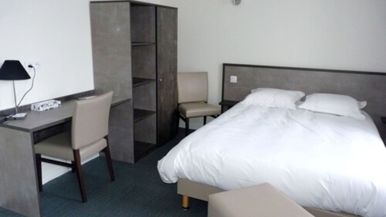Photo of Bedroom in Chammes