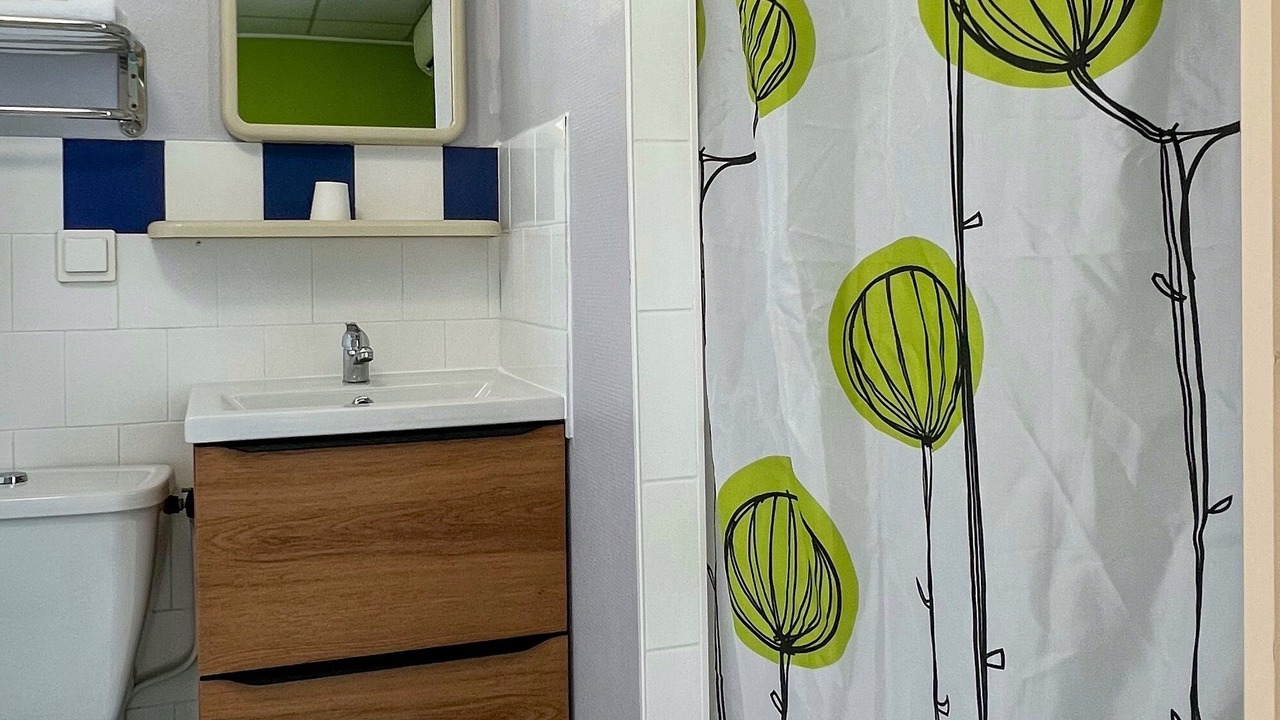 Photo of Bathroom in Beaumont-en-Veron