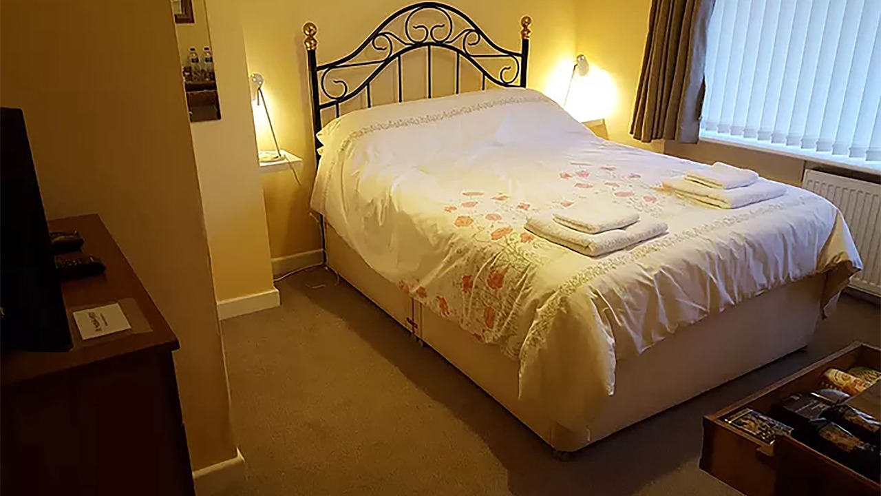 Photo of Bathroom in Glastonbury