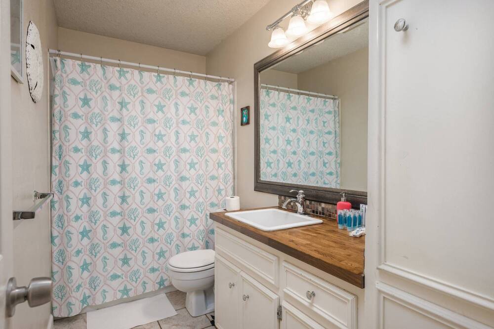 Photo of Bathroom in Pflugerville