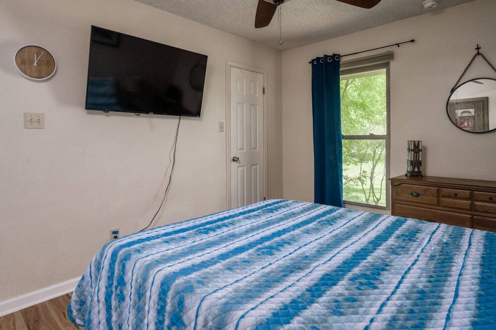 Photo of Bedroom in Pflugerville