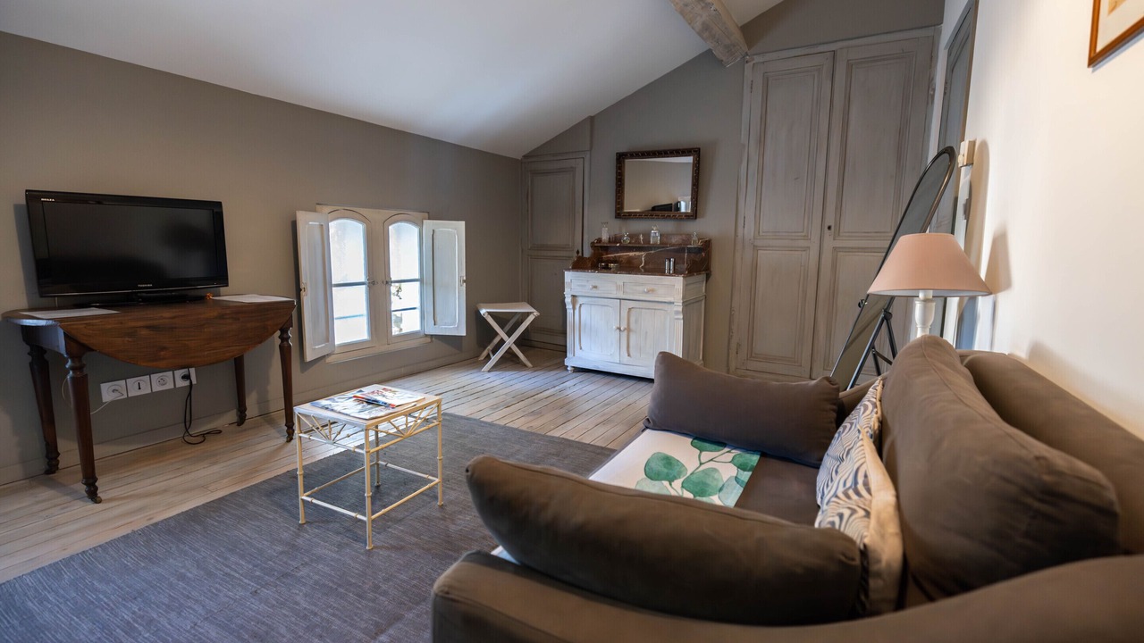 Photo of Bedroom in Saint-Genis