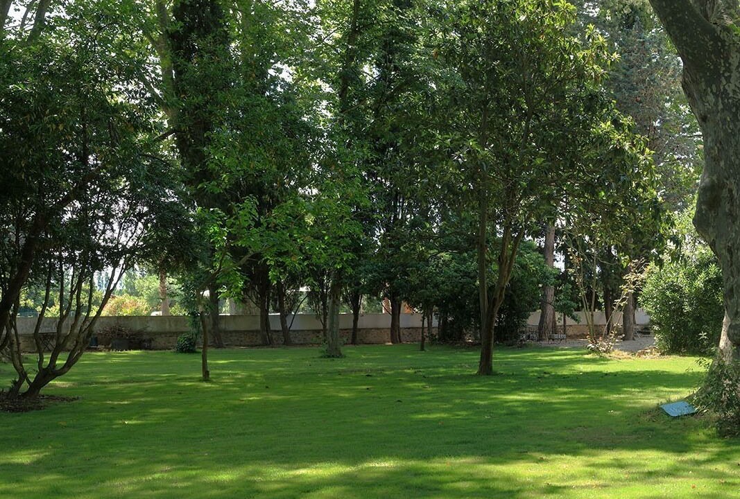 Photo of Outdoor in Saint-Genis