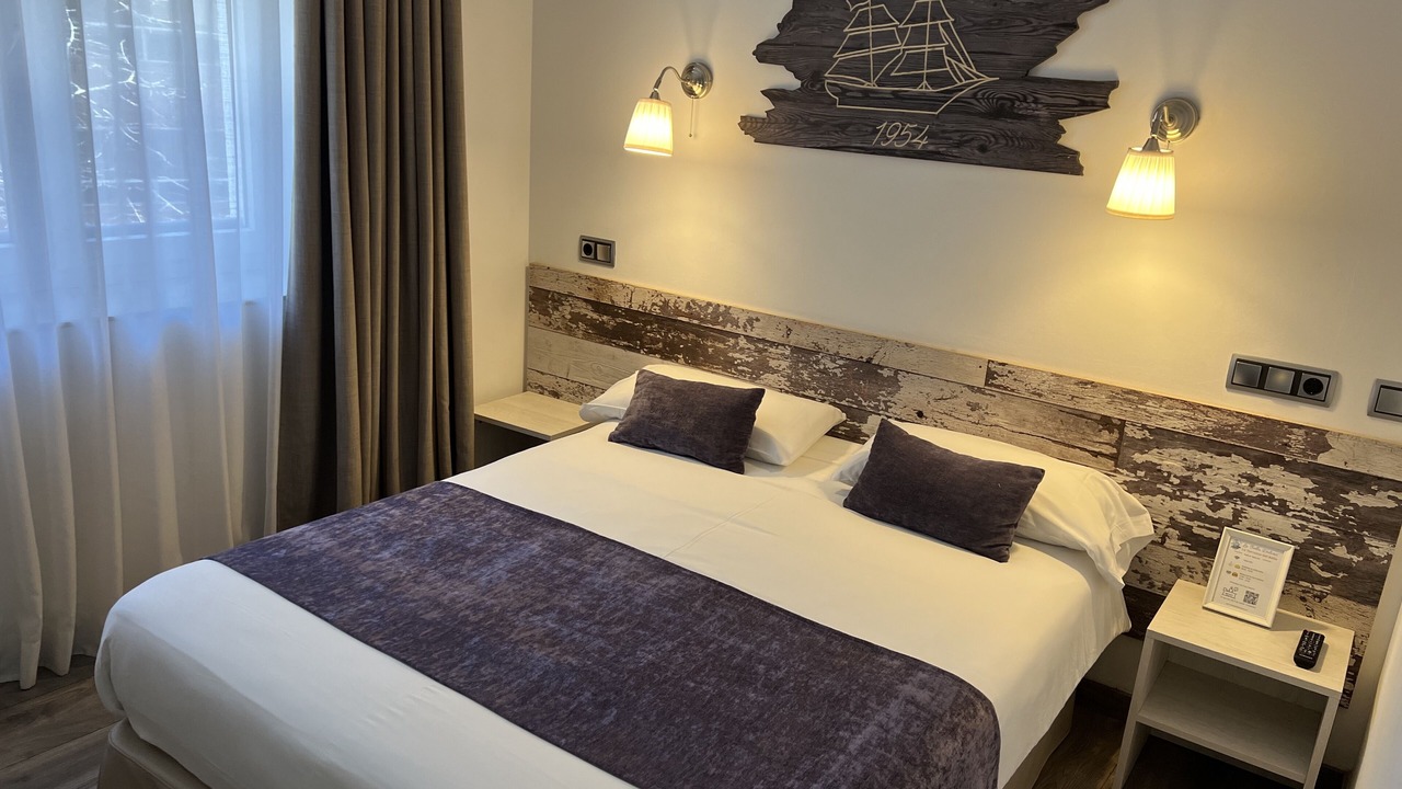 Photo of Bedroom in Lloret Town Center