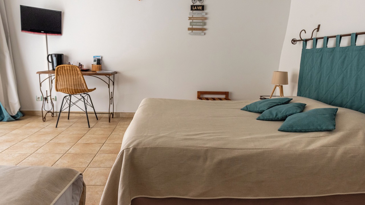 Photo of Bedroom in Moules-et-Baucels