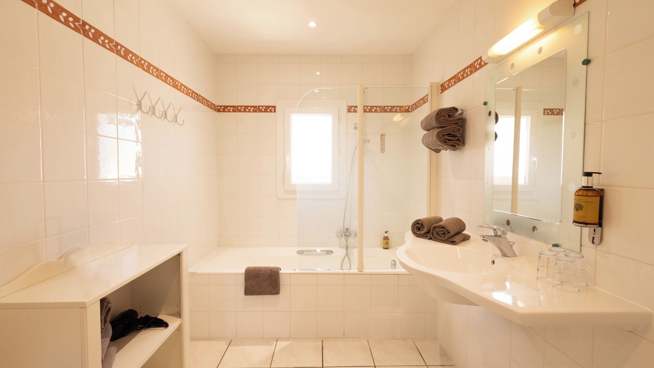 Photo of Bathroom in Apt