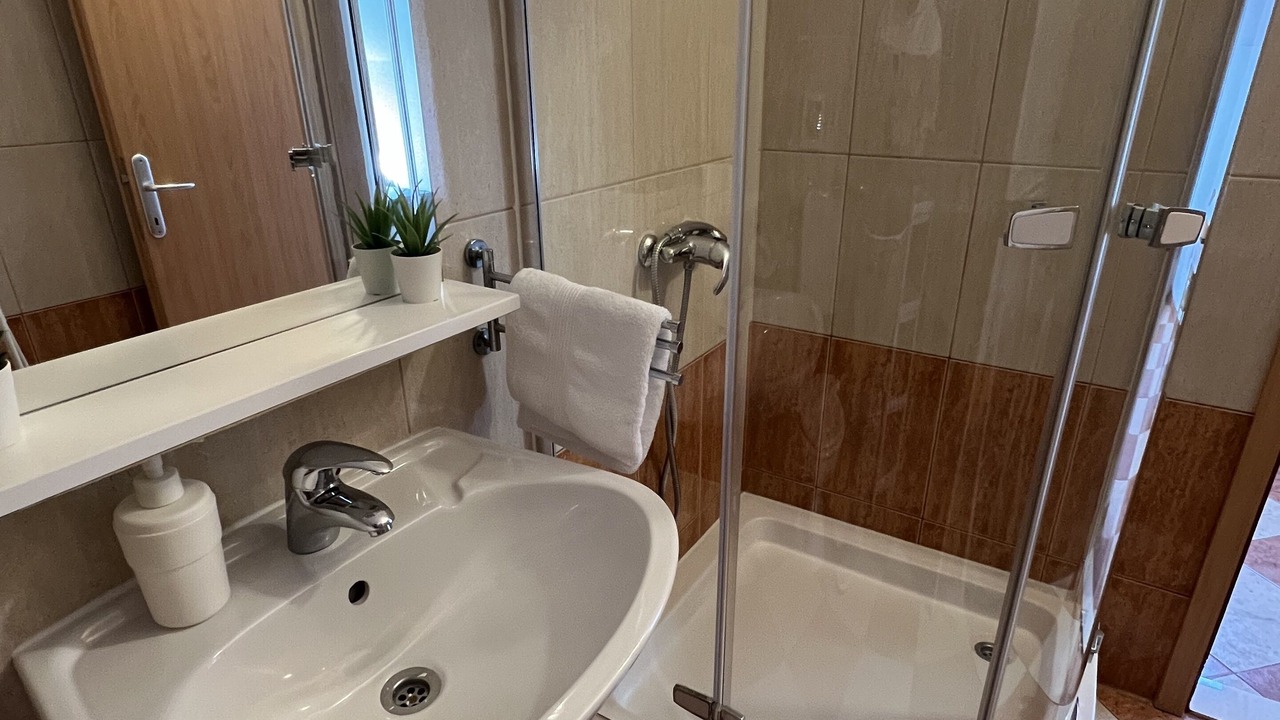 Photo of Bathroom in Cove Tri Zala (Zrnovo)