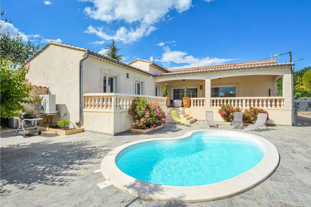 Photo of Outdoor in Barjac