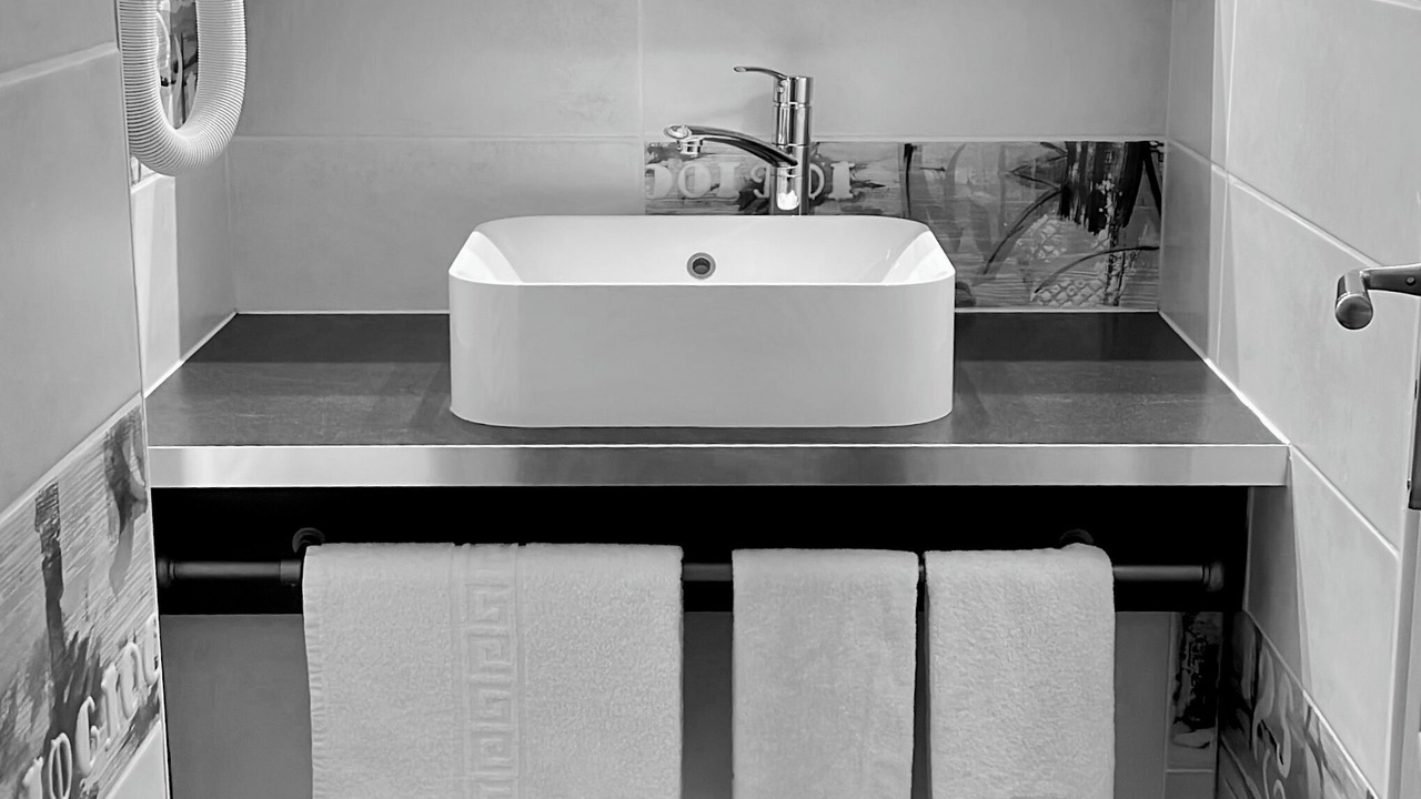 Photo of Bathroom in Lons-le-Saunier