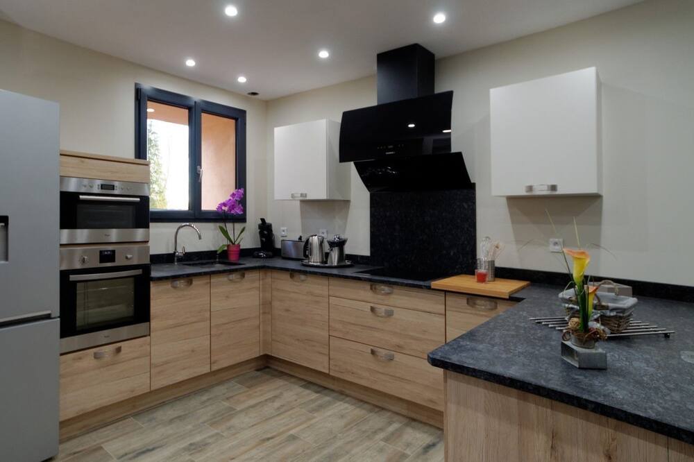 Photo of Kitchen in Fontiers-Cabardes