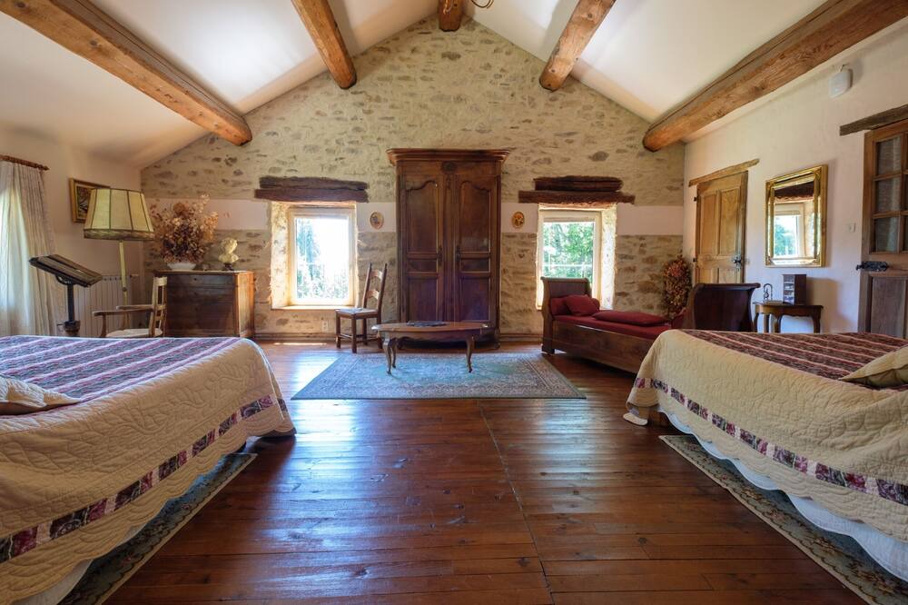 Photo of Bedroom in Fontiers-Cabardes