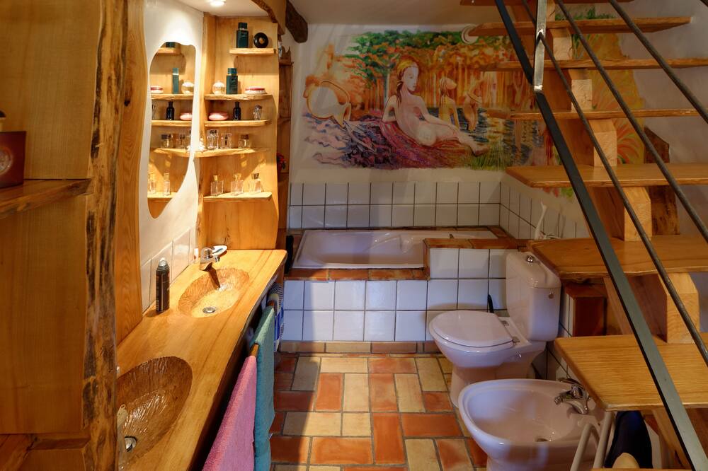 Photo of Bathroom in Fontiers-Cabardes