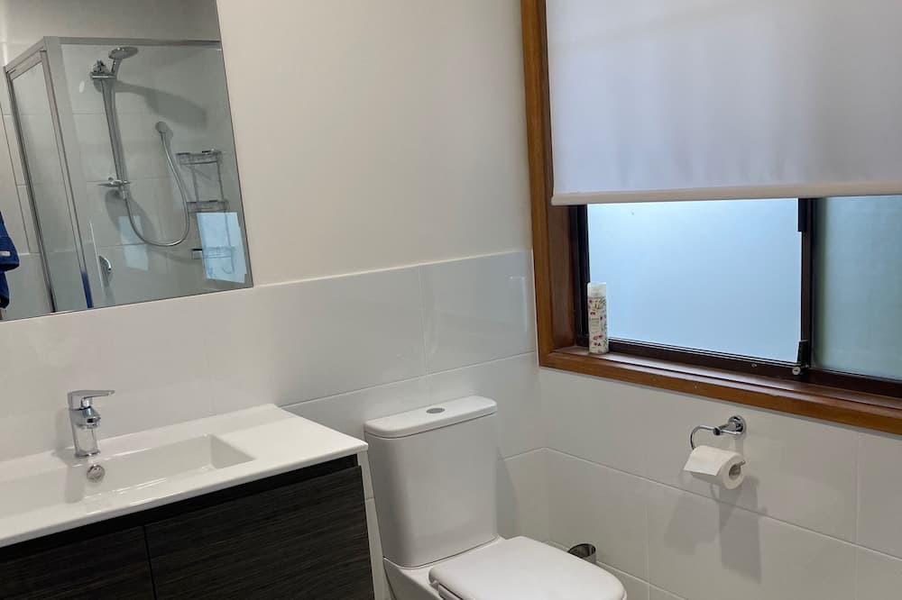 Photo of Bathroom in Hayborough