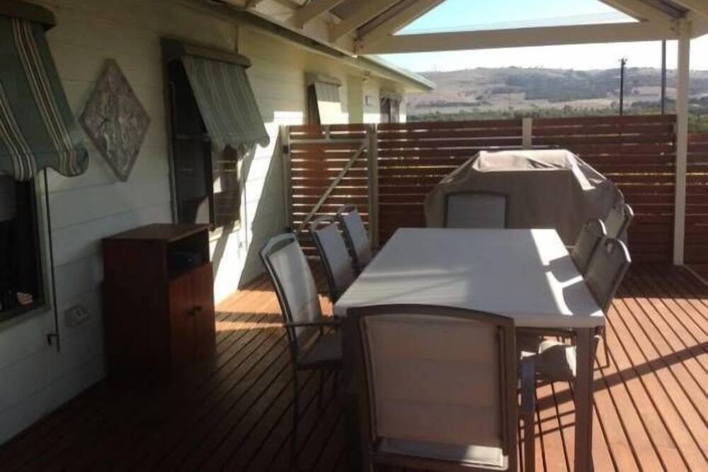 Photo of Patio Balcony in Hayborough