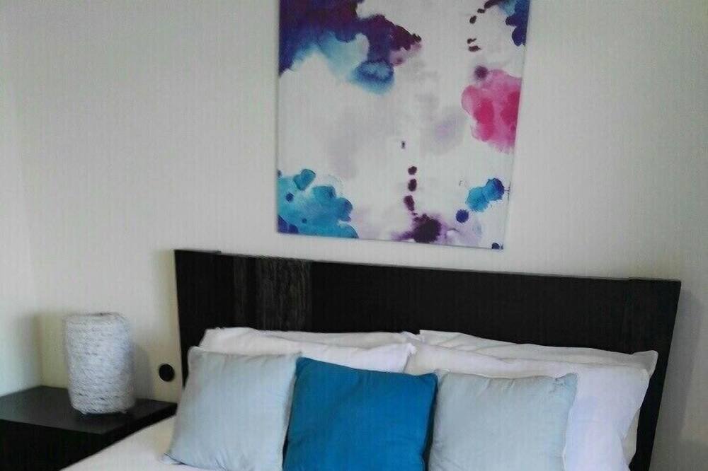 Photo of Bedroom in Hayborough