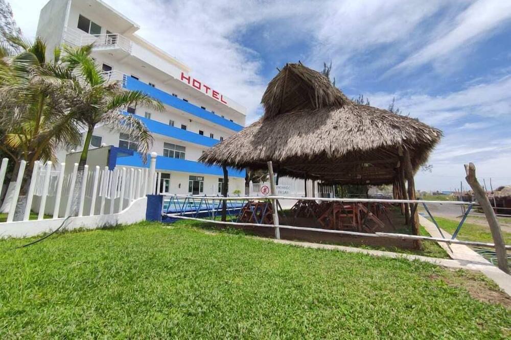 Photo of Outdoor in Playa Chachalacas