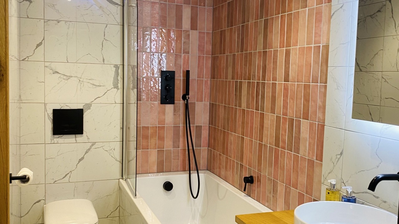 Photo of Bathroom in Longford