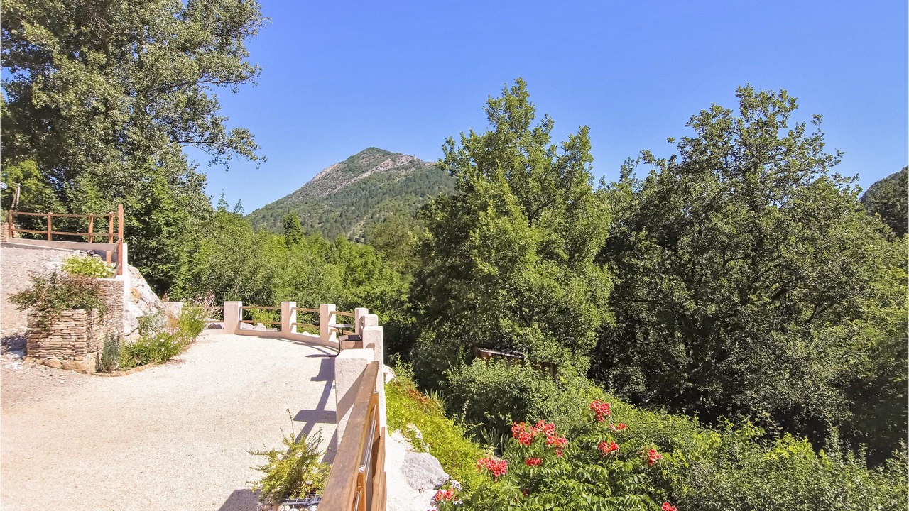 Photo of Outdoor in Espenel