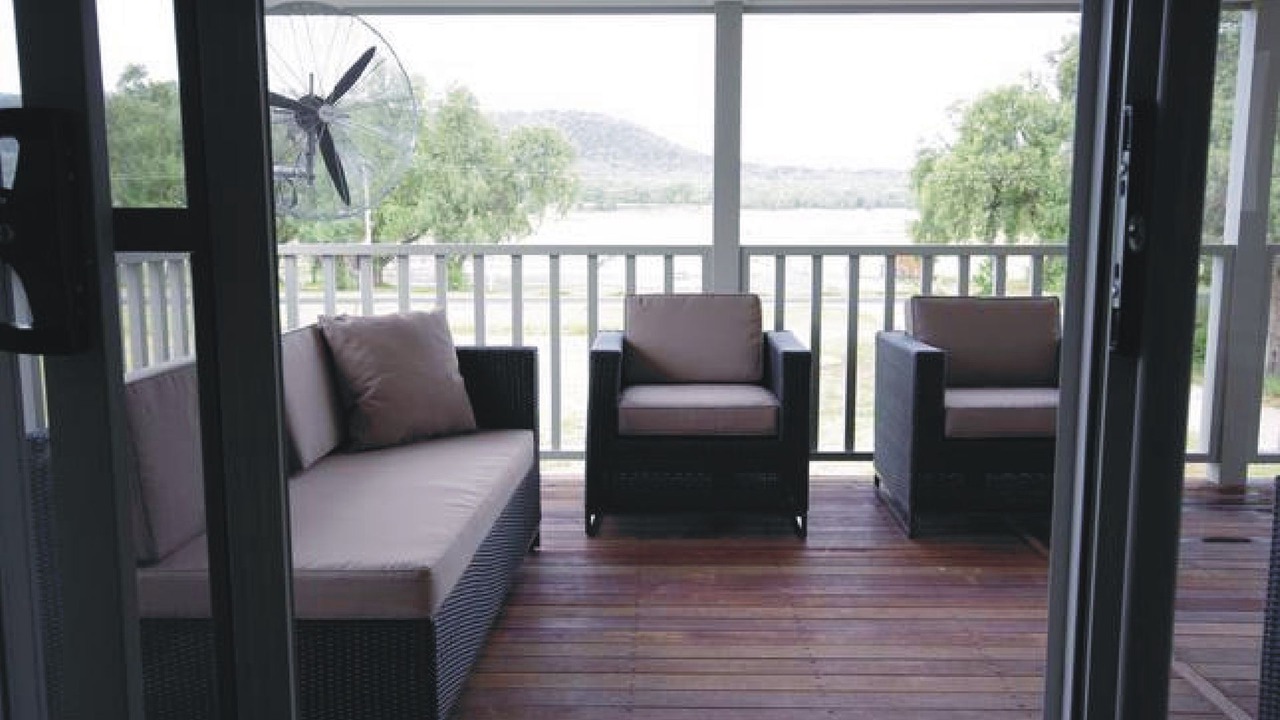 Photo of Outdoor in Broke