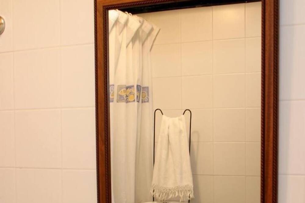 Photo of Bathroom in Ademuz