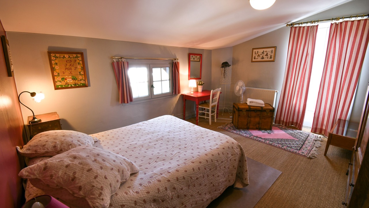 Photo of Bedroom in Andancette