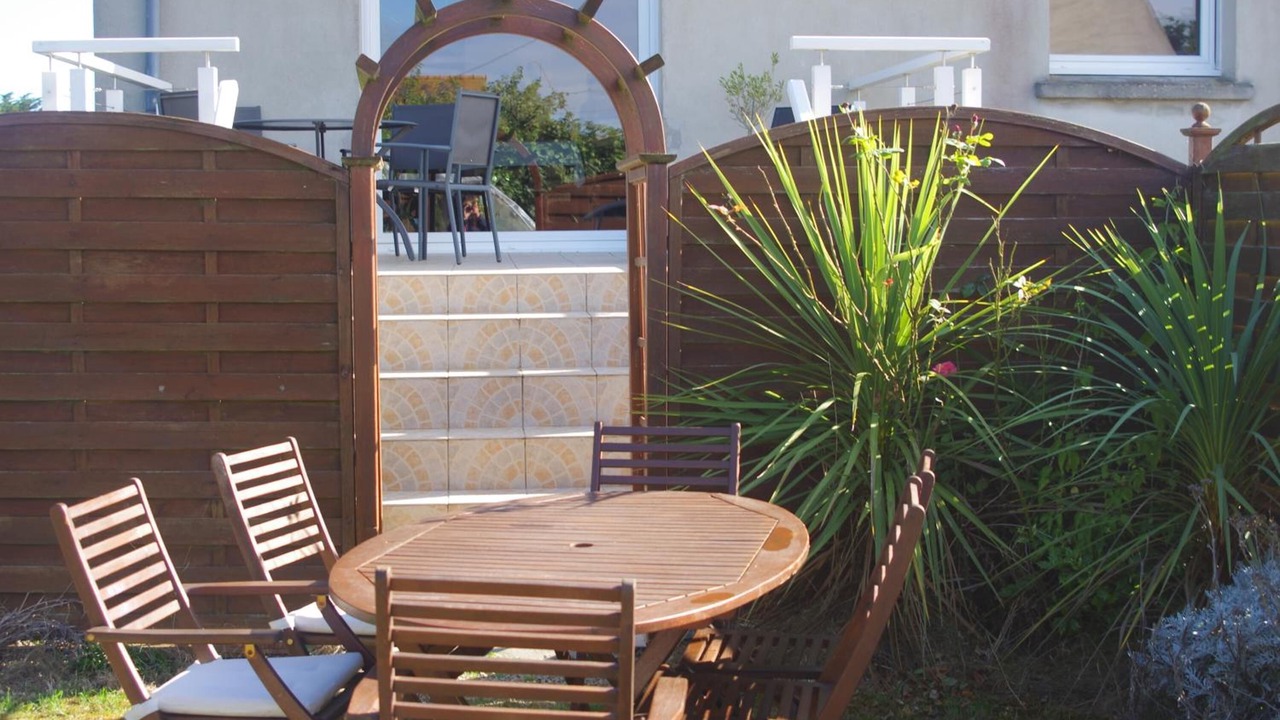 Photo of Patio Balcony in Plougoulm