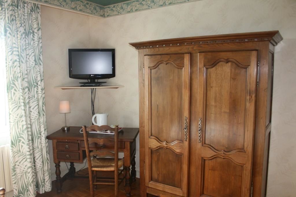 Photo of Bedroom in Plougoulm