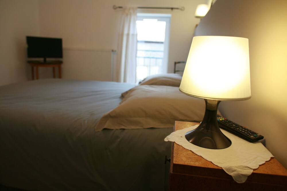 Photo of Bedroom in Civrieux