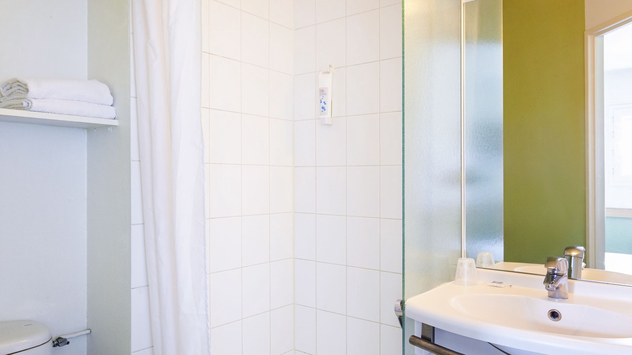 Photo of Bathroom in Chartres