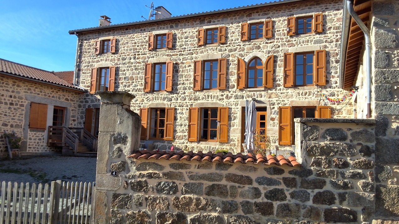 Photo of Outdoor in La Valla-sur-Rochefort