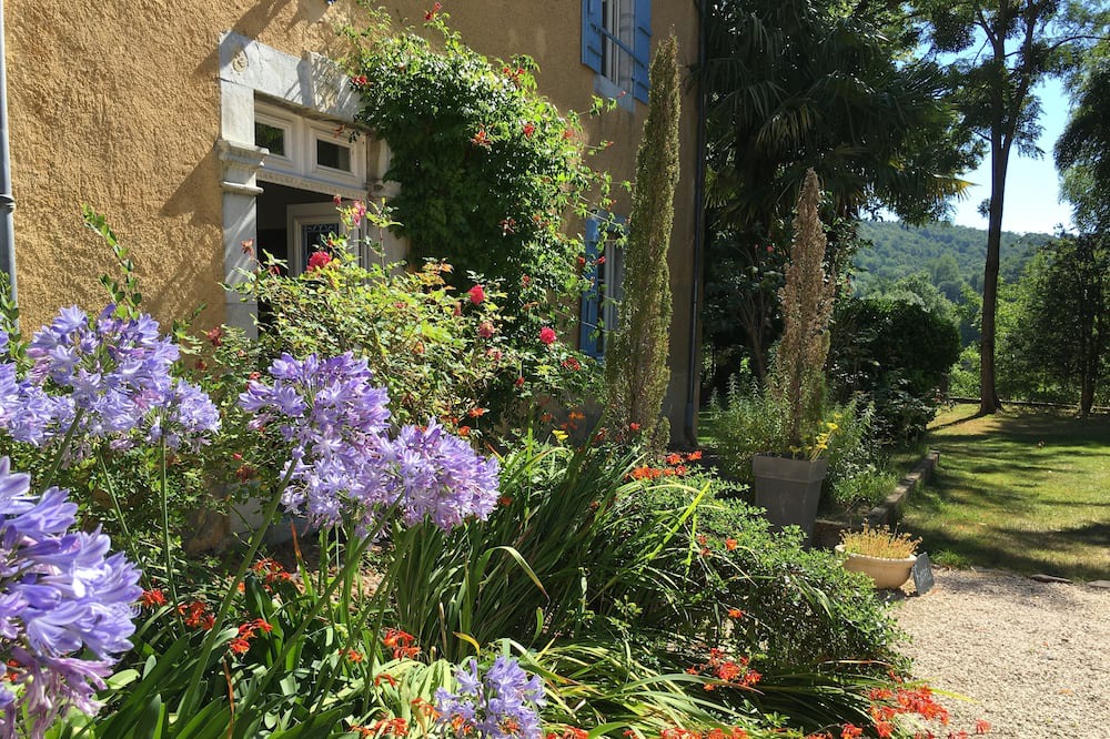Photo of Outdoor in Galan