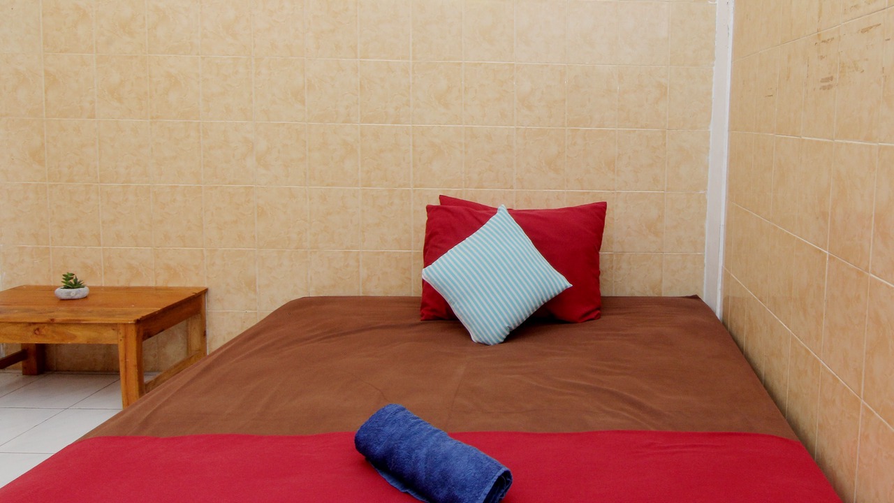 Photo of Bedroom in Wirobrajan