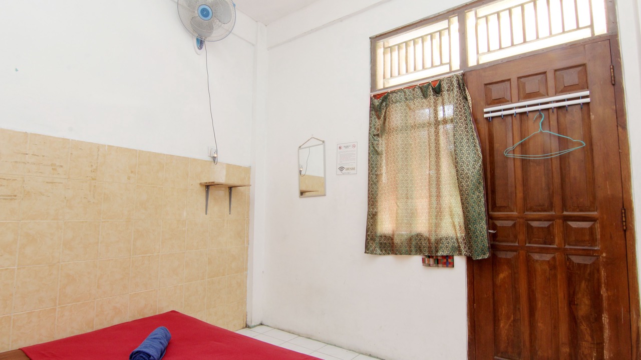 Photo of Bedroom in Wirobrajan
