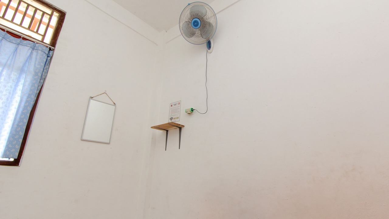 Photo of Bedroom in Wirobrajan