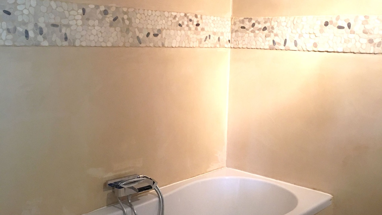 Photo of Others in Tulette