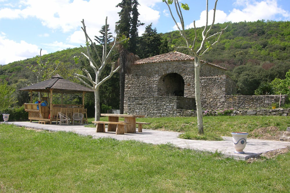 Photo of Outdoor in Rousson