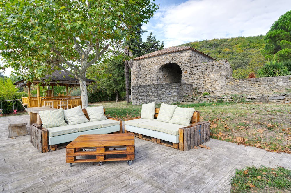 Photo of Outdoor in Rousson