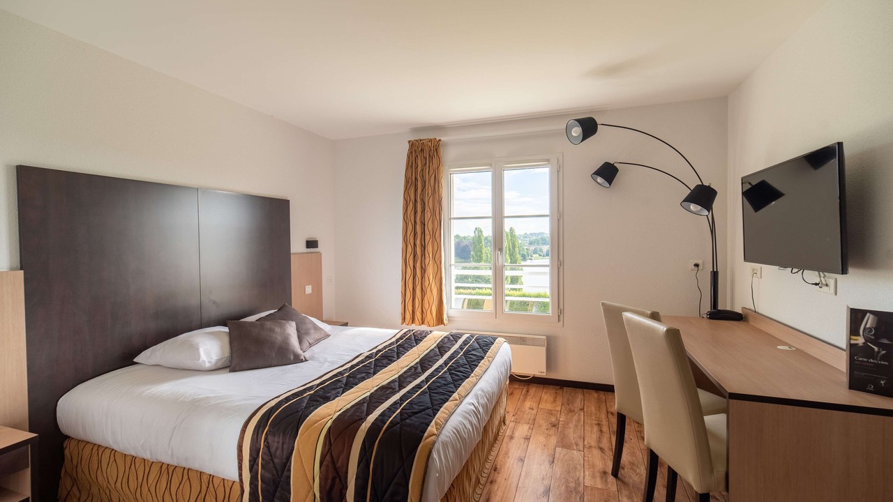 Photo of Bedroom in Saint-Yrieix-la-Perche