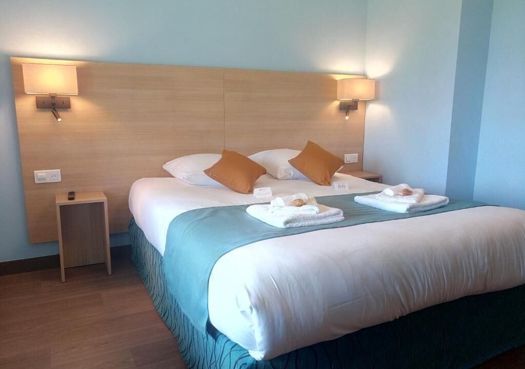 Photo of Bedroom in Saint-Yrieix-la-Perche