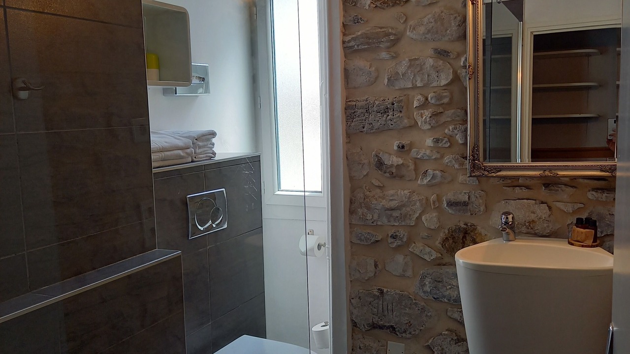 Photo of Bathroom in Ciboure